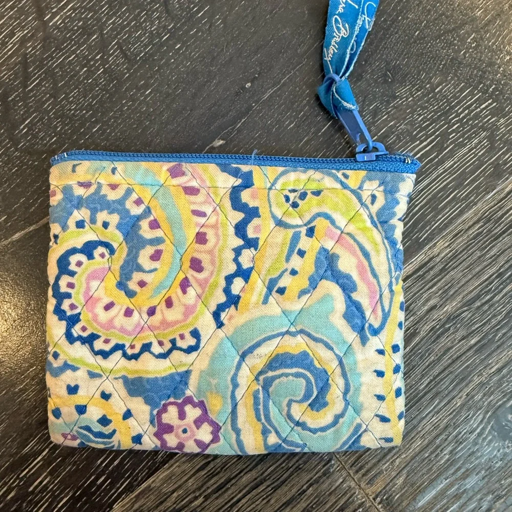 Vintage 2000s Quilted Floral Coin Purse- Capri Blue - Picture 2 of 3